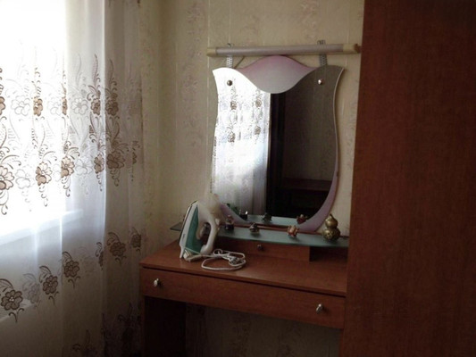 Продам двухкомнатную (2-комн.) квартиру, Южная ул, 8, Клин г