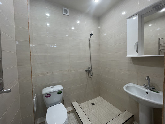 Продам двухкомнатную (2-комн.) квартиру, Шогенова ул, 55, Нальчик г