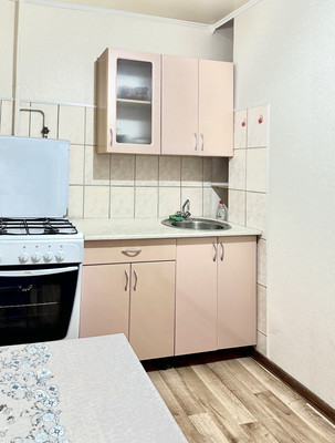 Продам однокомнатную (1-комн.) квартиру, 35-й мкр, 37, Октябрьский г