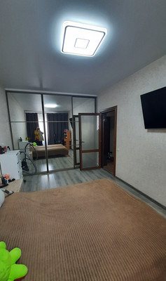 Продам однокомнатную (1-комн.) квартиру, Ковыльная ул, 36ке, Симферополь г