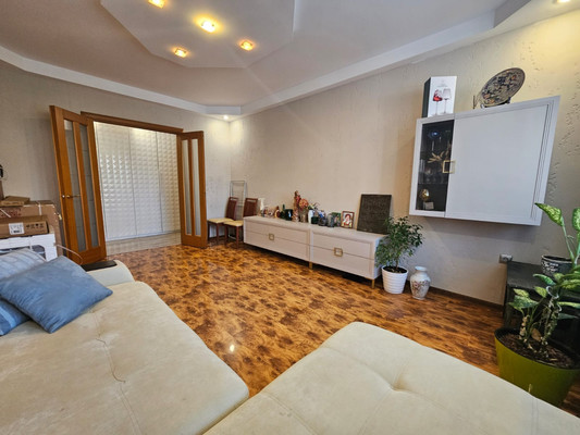 Продам двухкомнатную (2-комн.) квартиру, Дзержинского пр-кт, 219А, Новороссийск г