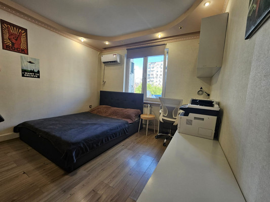 Продам двухкомнатную (2-комн.) квартиру, Дзержинского пр-кт, 219А, Новороссийск г