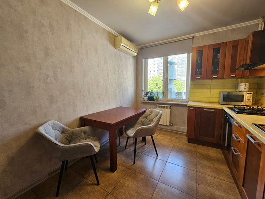 Продам двухкомнатную (2-комн.) квартиру, Дзержинского пр-кт, 219А, Новороссийск г