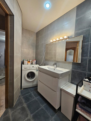 Продам двухкомнатную (2-комн.) квартиру, Дзержинского пр-кт, 219А, Новороссийск г