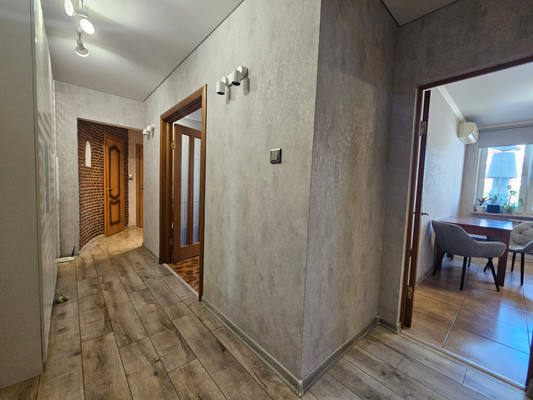 Продам двухкомнатную (2-комн.) квартиру, Дзержинского пр-кт, 219А, Новороссийск г