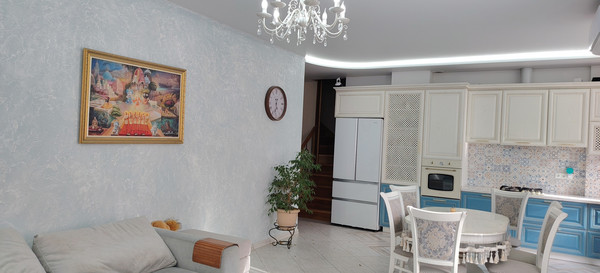 Продам трехкомнатную (3-комн.) квартиру, Анапское ш, 51Гк9, Новороссийск г