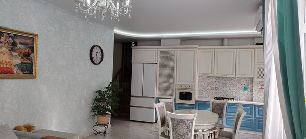 Продам трехкомнатную (3-комн.) квартиру, Анапское ш, 51Гк9, Новороссийск г