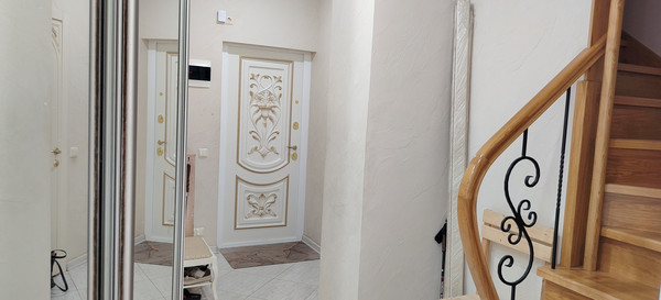 Продам трехкомнатную (3-комн.) квартиру, Анапское ш, 51Гк9, Новороссийск г