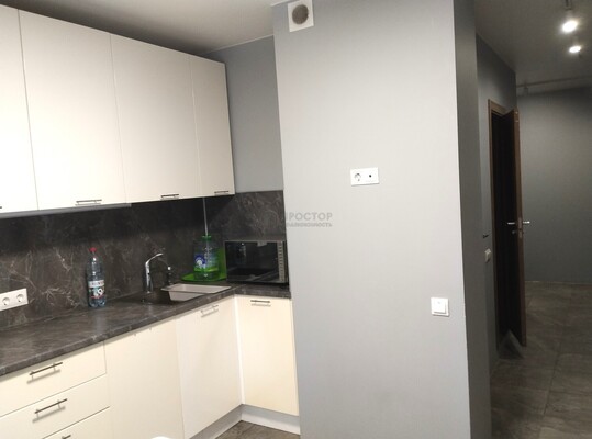 Продам двухкомнатную (2-комн.) квартиру, Цюрупы ул, 8, Москва г