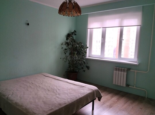 Продам двухкомнатную (2-комн.) квартиру, Цюрупы ул, 8, Москва г