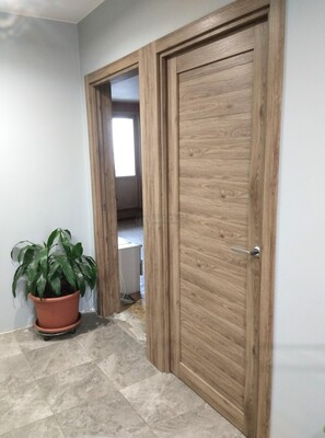 Продам двухкомнатную (2-комн.) квартиру, Цюрупы ул, 8, Москва г