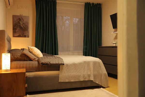 Продам однокомнатную (1-комн.) квартиру, Большая Семёновская ул, 27к2, Москва г