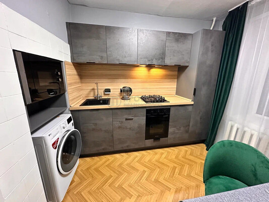 Продам однокомнатную (1-комн.) квартиру, Большая Семёновская ул, 27к2, Москва г