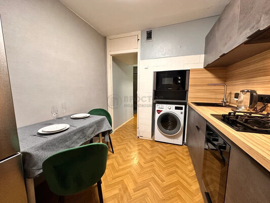 Продам однокомнатную (1-комн.) квартиру, Большая Семёновская ул, 27к2, Москва г