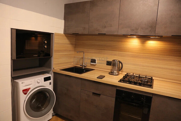 Продам однокомнатную (1-комн.) квартиру, Большая Семёновская ул, 27к2, Москва г