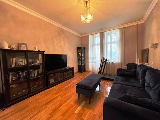 Продам трехкомнатную (3-комн.) квартиру, Стратонавтов проезд, 9, Москва г