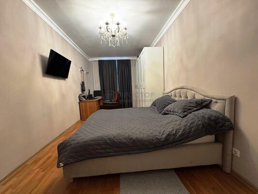 Продам трехкомнатную (3-комн.) квартиру, Стратонавтов проезд, 9, Москва г