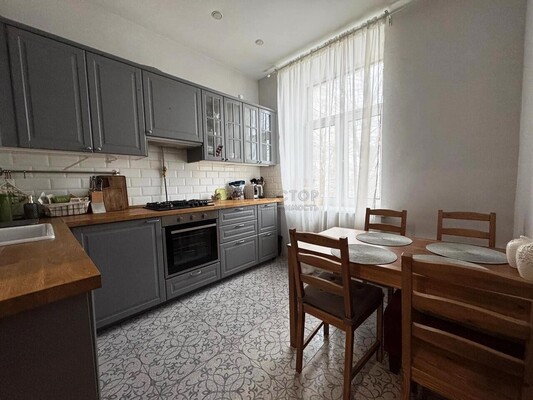 Продам трехкомнатную (3-комн.) квартиру, Стратонавтов проезд, 9, Москва г