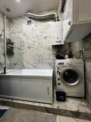 Продам трехкомнатную (3-комн.) квартиру, Стратонавтов проезд, 9, Москва г