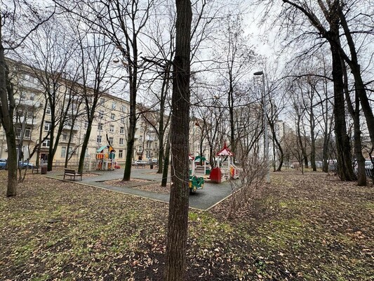 Продам трехкомнатную (3-комн.) квартиру, Стратонавтов проезд, 9, Москва г