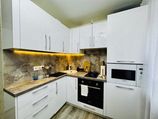 Продам двухкомнатную (2-комн.) квартиру, Комсомольская ул, 26, Деденево рп