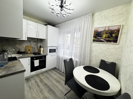 Продам двухкомнатную (2-комн.) квартиру, Комсомольская ул, 26, Деденево рп