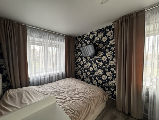 Продам двухкомнатную (2-комн.) квартиру, Комсомольская ул, 26, Деденево рп