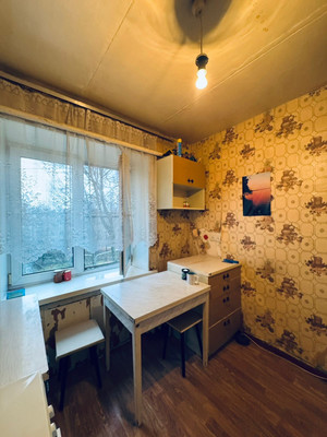 Продам двухкомнатную (2-комн.) квартиру, Мира ул, 8, Верея г