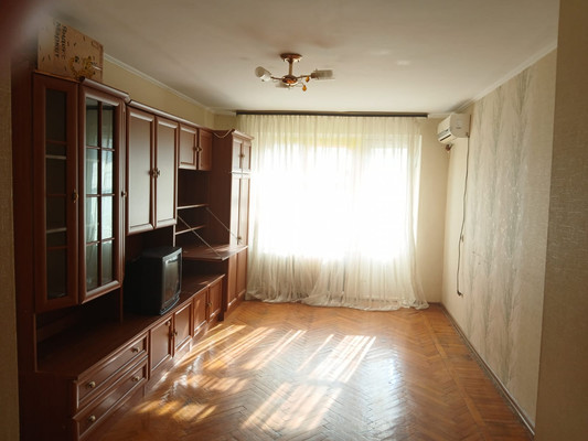 Продам двухкомнатную (2-комн.) квартиру, Калинина ул, 120, Тихорецк г