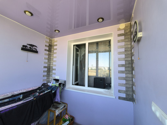 Продам двухкомнатную (2-комн.) квартиру, Гагарина ул, 14, Нижнегорский пгт