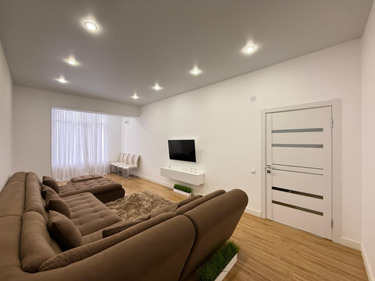 Продам однокомнатную (1-комн.) квартиру, Тлостанова ул, 28, Нальчик г