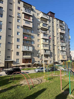 Продам трехкомнатную (3-комн.) квартиру, Атажукина ул, 103, Нальчик г