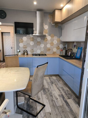 Продам однокомнатную (1-комн.) квартиру, Флотская ул, 9к533, Калининград г