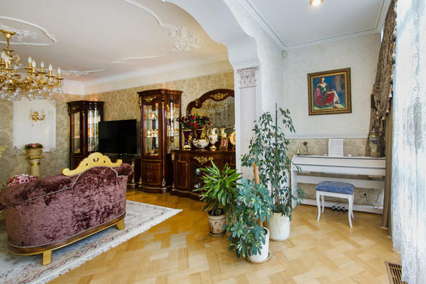 Продам многокомнатную квартиру, 20-летия ВЛКСМ ул, 49, Воронеж г