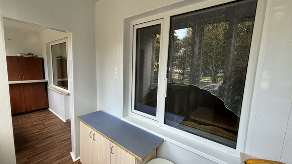 Продам трехкомнатную (3-комн.) квартиру, Аксакова ул, 82, Калининград г