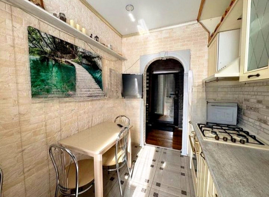 Продам однокомнатную (1-комн.) квартиру, Маршала Новикова ул, 13, Калининград г