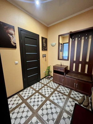 Продам однокомнатную (1-комн.) квартиру, Маршала Новикова ул, 13к6, Калининград г