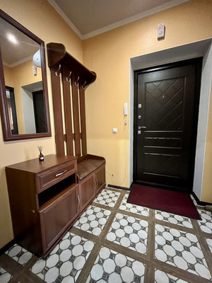 Продам однокомнатную (1-комн.) квартиру, Маршала Новикова ул, 13к6, Калининград г