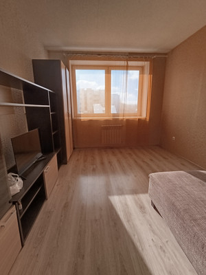 Продам однокомнатную (1-комн.) квартиру, Аксакова ул, 77, Калининград г