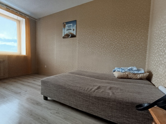 Продам однокомнатную (1-комн.) квартиру, Аксакова ул, 77, Калининград г