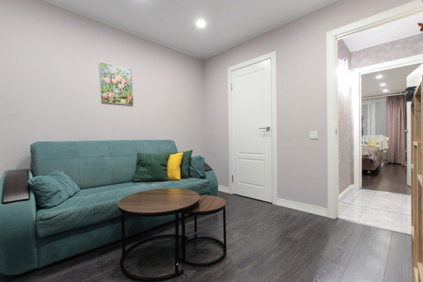 Продам двухкомнатную (2-комн.) квартиру, Петра Смородина ул, 4, Санкт-Петербург г