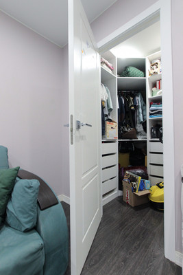 Продам двухкомнатную (2-комн.) квартиру, Петра Смородина ул, 4, Санкт-Петербург г