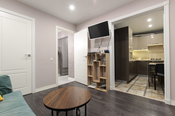 Продам двухкомнатную (2-комн.) квартиру, Петра Смородина ул, 4, Санкт-Петербург г