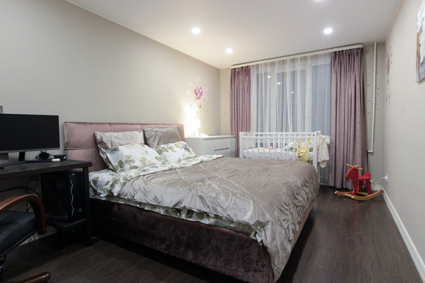 Продам двухкомнатную (2-комн.) квартиру, Петра Смородина ул, 4, Санкт-Петербург г