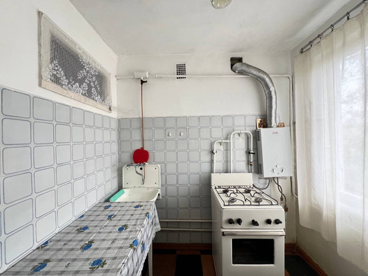 Продам двухкомнатную (2-комн.) квартиру, Ингушская ул, 1, Нальчик г