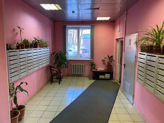 Продам двухкомнатную (2-комн.) квартиру, Хромова ул, 7/1к1, Москва г