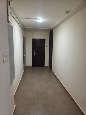 Продам двухкомнатную (2-комн.) квартиру, Хромова ул, 7/1к1, Москва г