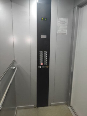 Продам двухкомнатную (2-комн.) квартиру, Хромова ул, 7/1к1, Москва г