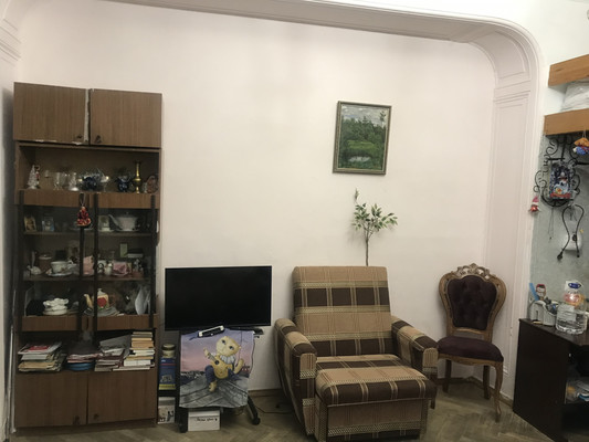 Продам комнату в 13-комн. квартире, Моховая ул, 31, Санкт-Петербург г