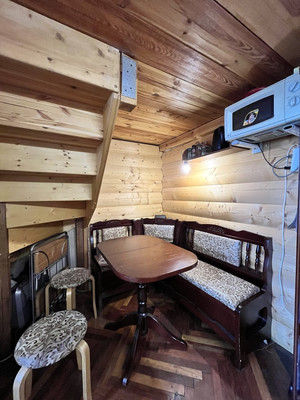 Продам комнату в 4-комн. квартире, Курляндская ул, 22-24, Санкт-Петербург г